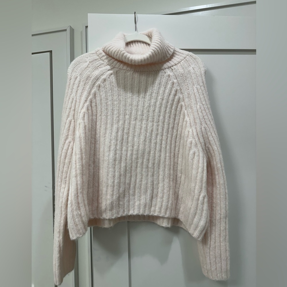 Zara turtleneck pink sweater